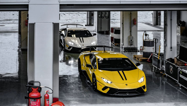 我们刚刚在赛道上体验了刷新纽北量产车记录的Huracan Performante