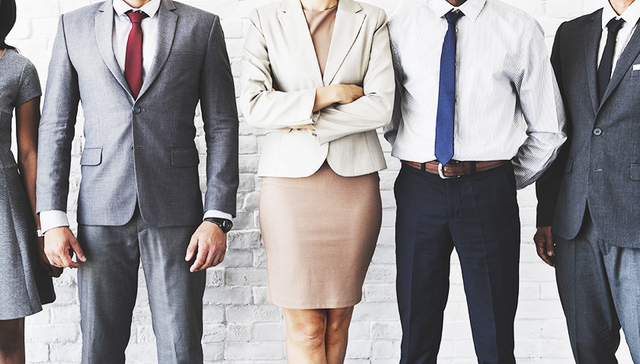 弘扬,企业家精神,企业家行为,竹木草制品,企业家群体,创新者,亲,玻璃门,旋转门,弹簧门