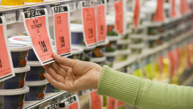 【财经24小时】发改委进一步缩小定价范围 中国或推迟两年实施食品进口新规