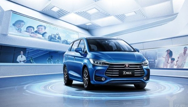 比亚迪想依靠这款MPV打开传统汽车市场