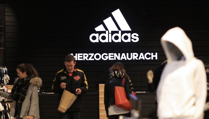 阿迪达斯,运动品牌