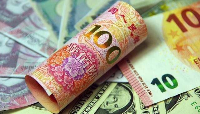 专家论人民币汇率：复杂性和判断难度超过A股和房价