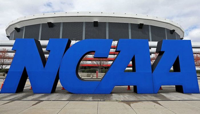 NCAA腐败案的另一面：球员出场零工资 联赛却赚得盆满钵满