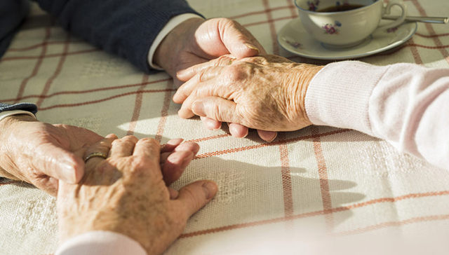 地方新闻精选 | 湖北新规：子女干涉老人婚恋自由将被追责