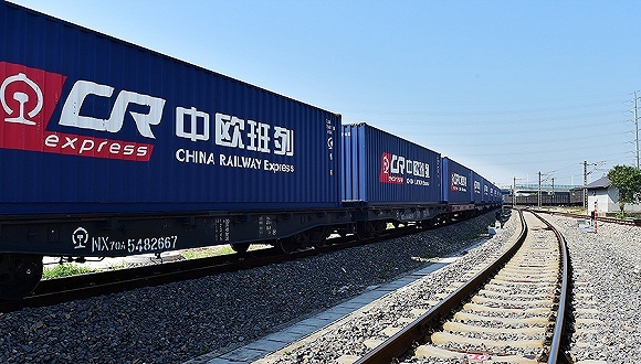 从海运45天到铁运13天 中欧班列成都至布拉格开行