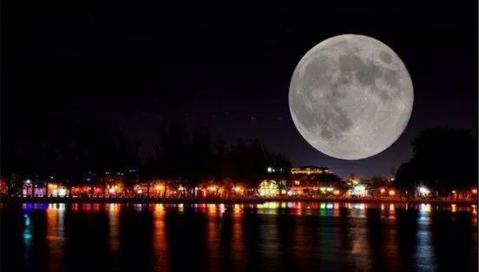十五的月亮,闰月,中秋月,晚,资料图,10月,中秋节,农历八月十五,教育专家,赏月