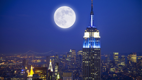 今年中秋 十五的月亮十七圆