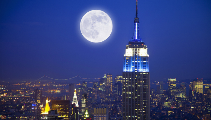 今年中秋 十五的月亮十七圆