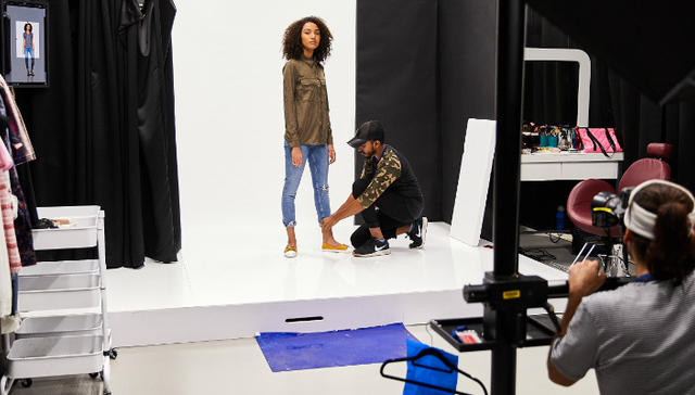 亚马逊要建最大的时尚摄影工作室  这次是在东京