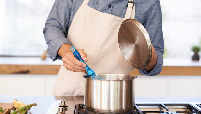 过气明星林依轮的“吃货”魔术