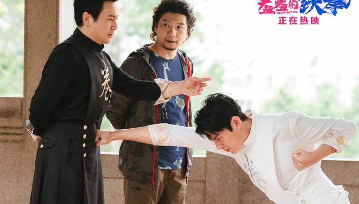 股权质押,光线传媒,动漫游戏,股权结构,传媒板块,股价下跌,质押率,股价走势,股价跌破,股价上涨