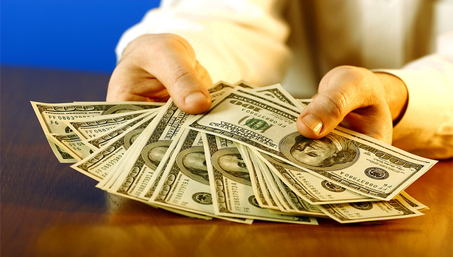 人人都爱现金贷 上万平台陷争食混战