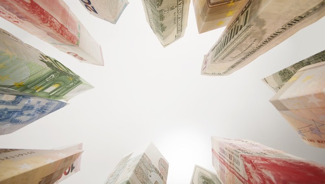 机构评9月外储：汇率影响为负 结售汇力量将重回均衡