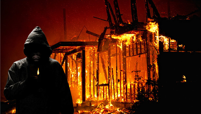 【天下奇闻】韩国外卖大叔纵火报复“挑剔”顾客 英国一中学测智商两人超霍金