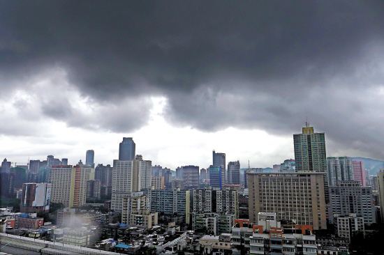 广州降温了，请大家注意防暑。。。