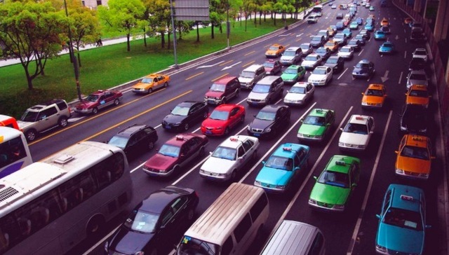 中汽协悲观预计车市增长低于5% 但部分车企已完成全年销量目标