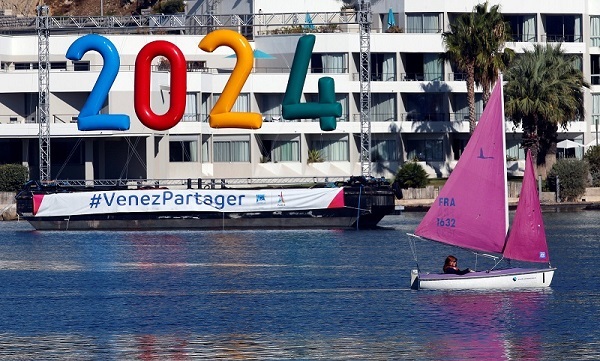 【体育晚报】巴黎奥组委否认高收入传闻 天津赛莎拉波娃晋级八强