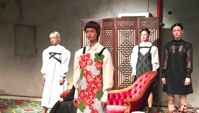 【上海时装周】是敏感严肃还是大条轻松 这四个品牌说女孩的心思你别猜
