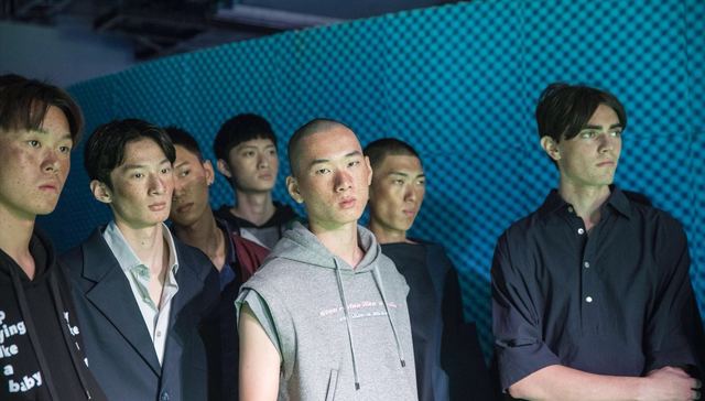 【上海时装周】男孩们在时装周上 都会等着这一天