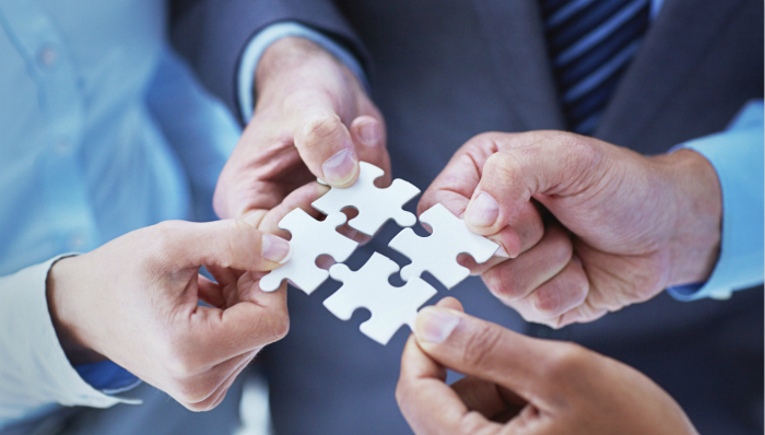 家族企业,团队合作,团队建设,8小时研究所,创业团队