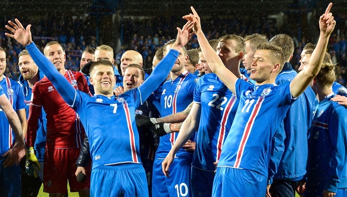 【体育晚报】国足热身赛遭冰岛爽约  斯帅赛季末离队成定局