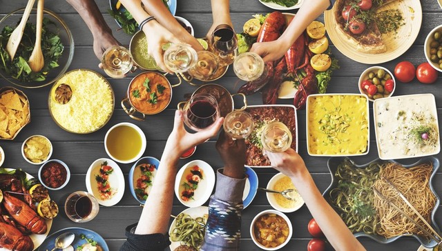 盯上餐饮市场，万豪开始推“万豪小饭卡”