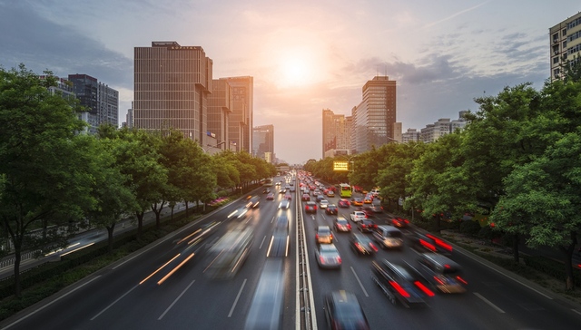 人民日报海外版：供给侧结构性改革的主线没有变