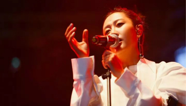 谢天笑,Bonnroo,Superfly,Halsey,Eminem,阵容,VAVA,性别认同,DJ