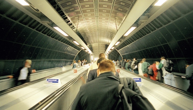 【研究】通勤时间多20分钟犹如降薪两成 每天走五分钟降低早逝风险