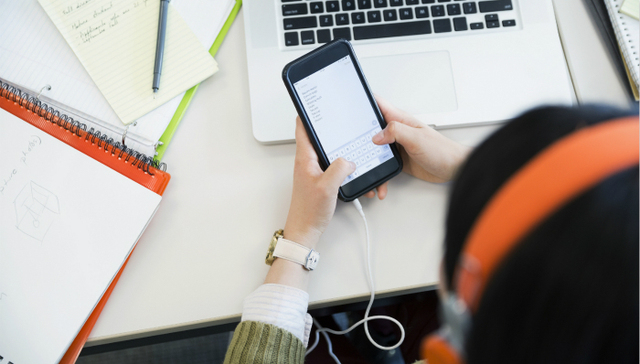 对着一个App说了两个星期英语 这改变了我对“AI英语教学”的认识