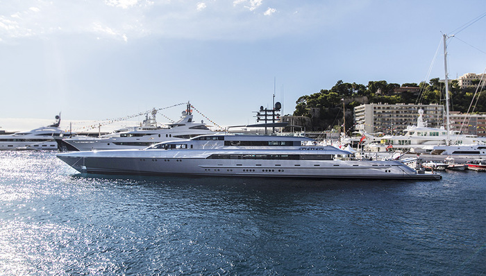 巨头,忠旺集团,跨界并购