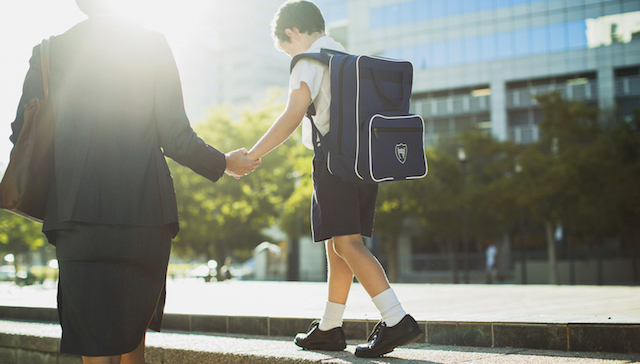 为了转型教育 勤上股份实控人找来妹夫接盘13亿光电业务