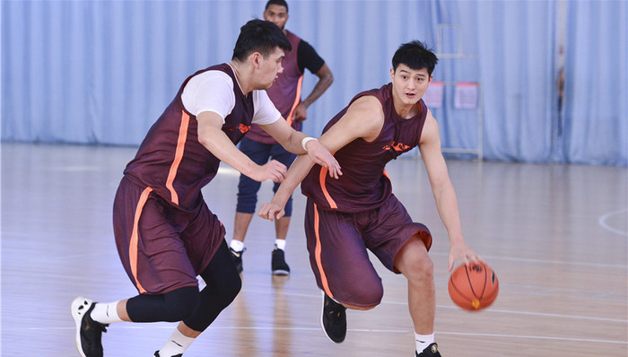 新疆队,外援,上赛季,CBA联赛,新赛季,本土球员,广东男篮,球员方面,国家队比赛,联赛冠军