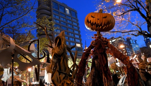 想做一晚上换装10次的万圣节派对女王却又没空卸妆 该怎么办？