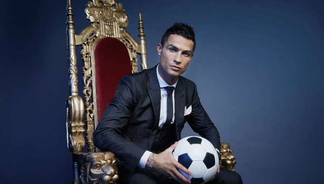 C罗再拿奖 于是讨论又来了：足球的团队本质被遗忘了？