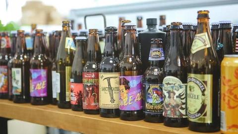 【新消费专题】精酿在中国是怎么兴起的？我们跟一个啤酒媒体的主编聊了聊