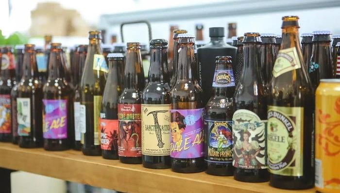 【新消费专题】精酿在中国是怎么兴起的？我们跟一个啤酒媒体的主编聊了聊