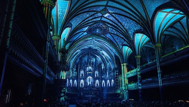 太美了，这座哥特式老教堂变成了梦境