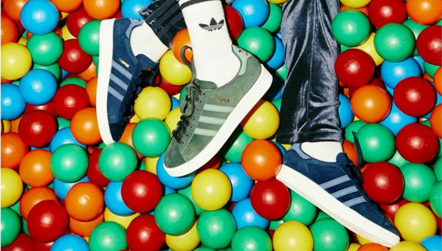 【是日美好事物】Adidas推出丝绒款板鞋 偏爱复古多边形眼镜的你也有了新选择