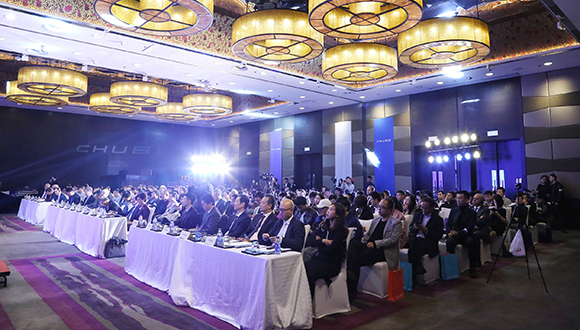 中国经济体量何时能达到美国的两倍？