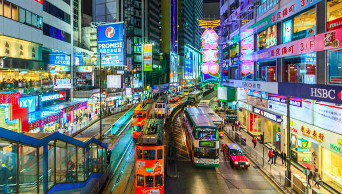 连续跌了两年多后 香港零售业终于触底反弹