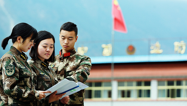 伟大复兴,当代青年,教育强国,年轻队员,青年一代,光明日报,银牌得主,征程,热气儿,幕后花絮