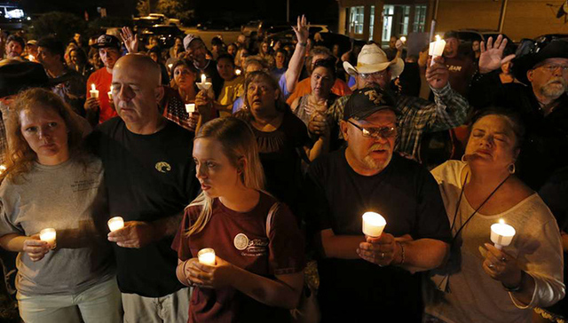 11场惨剧近300人丧生 这些是美国当代最严重的枪击案