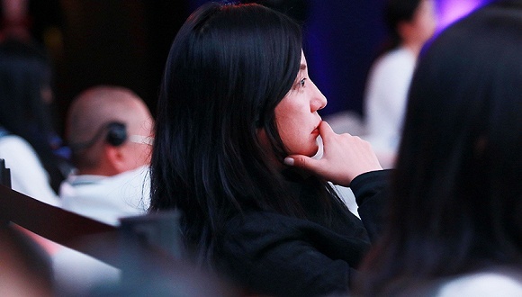 用空壳公司撬动51倍杠杆收购 赵薇夫妇被罚五年禁入证券市场