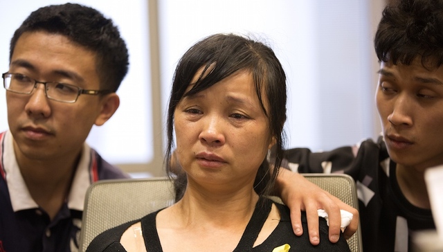 章莹颖母亲身体欠佳全家暂回国 临走前最后探访女儿寓所