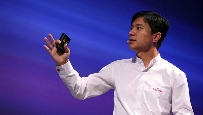 李彦宏,计算机科学与技术专业,同学,企业家,自动驾驶,经济学人,经济学原理,公选课,无人机,科学家