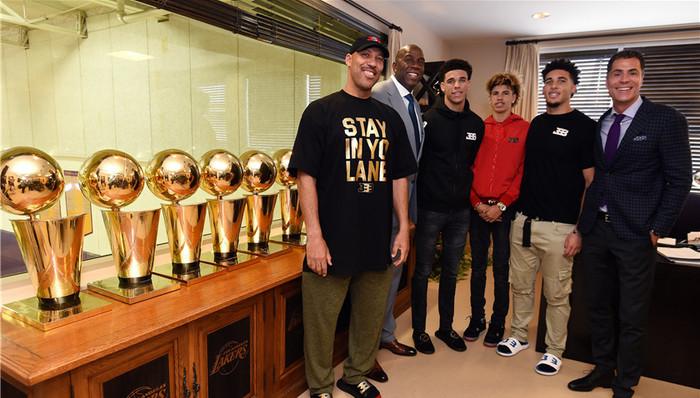 特朗普亲自求情 UCLA三名球员杭州偷窃案临近解决？