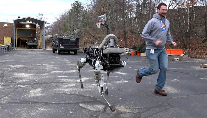 机器人,SpotMini,朋友圈,旧款,图片来源,官网,机械臂,YouTube,Dynamics,演