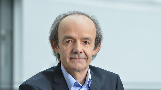 贾跃亭又被打脸！法拉第未来前CTO称10月就已离职