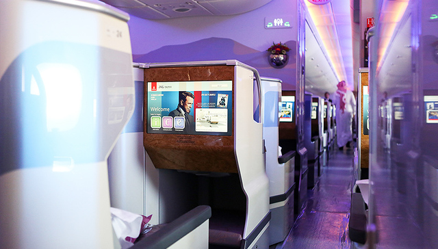 迪拜航展订单大战：波音空客单日共签下770亿美元大单